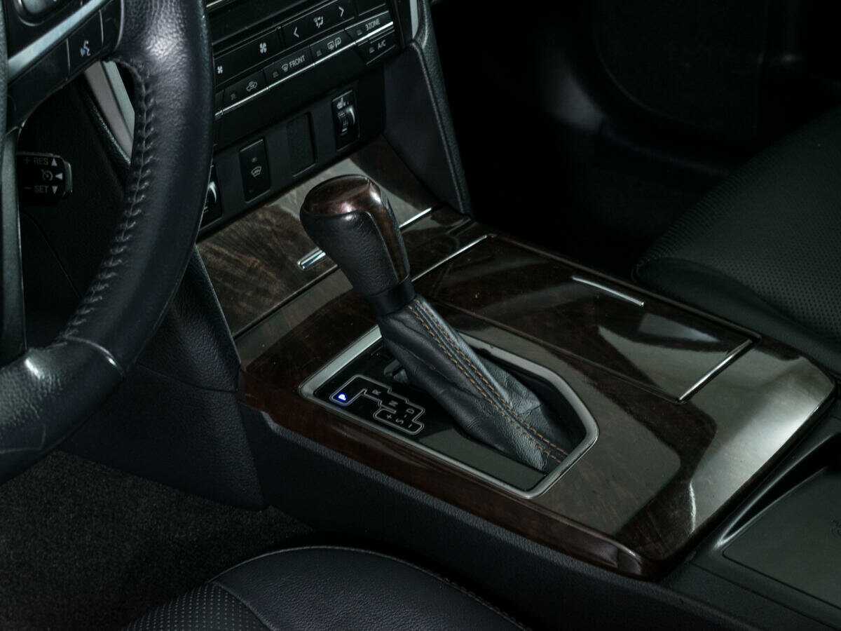 Toyota Camry с пробегом — 2017 год. Фото: #14