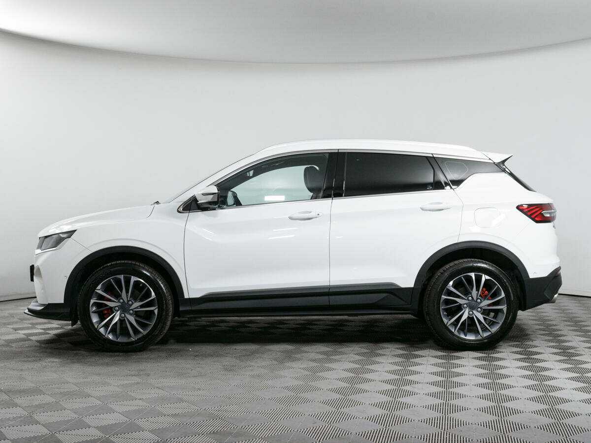 Geely Coolray с пробегом — 2023 год. Фото: #7