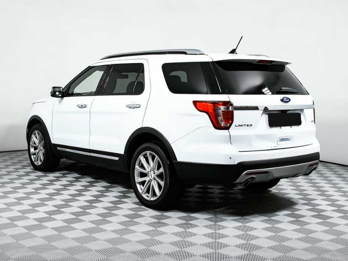 Ford Explorer с пробегом — 2017 год. Фото: #5