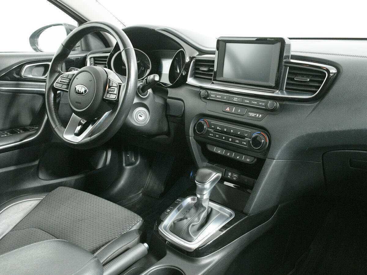 Kia Ceed с пробегом — 2018 год. Фото: #8