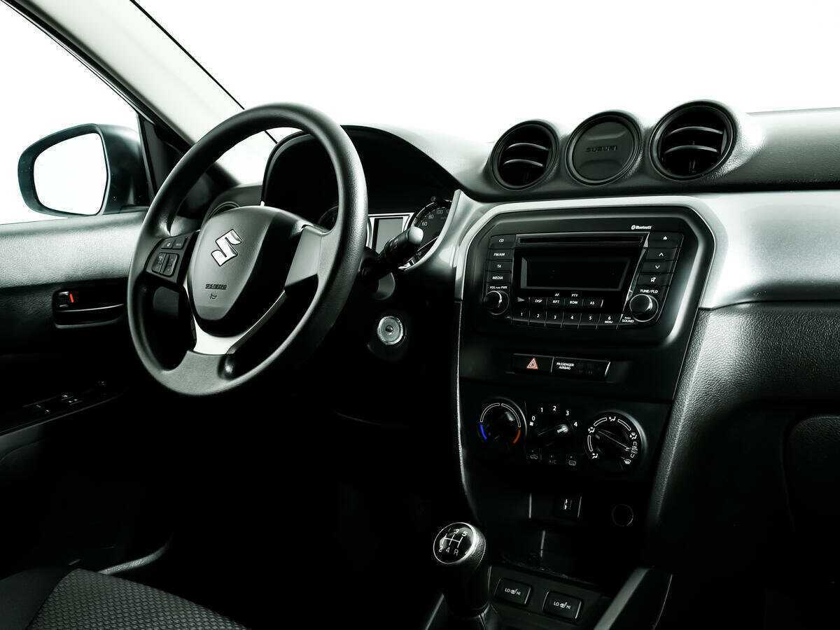 Suzuki Vitara с пробегом — 2018 год. Фото: #8