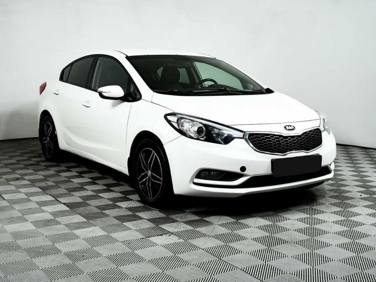 Kia Cerato с пробегом — 2016 год. Фото: #2