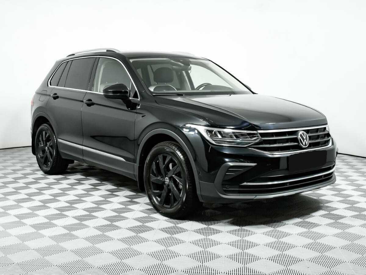 Volkswagen Tiguan с пробегом — 2021 год. Фото: #2