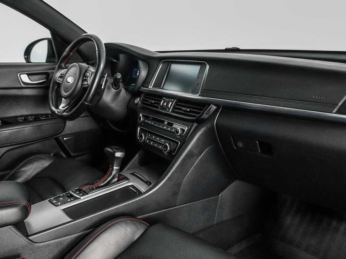 Kia Optima с пробегом — 2017 год. Фото: #11