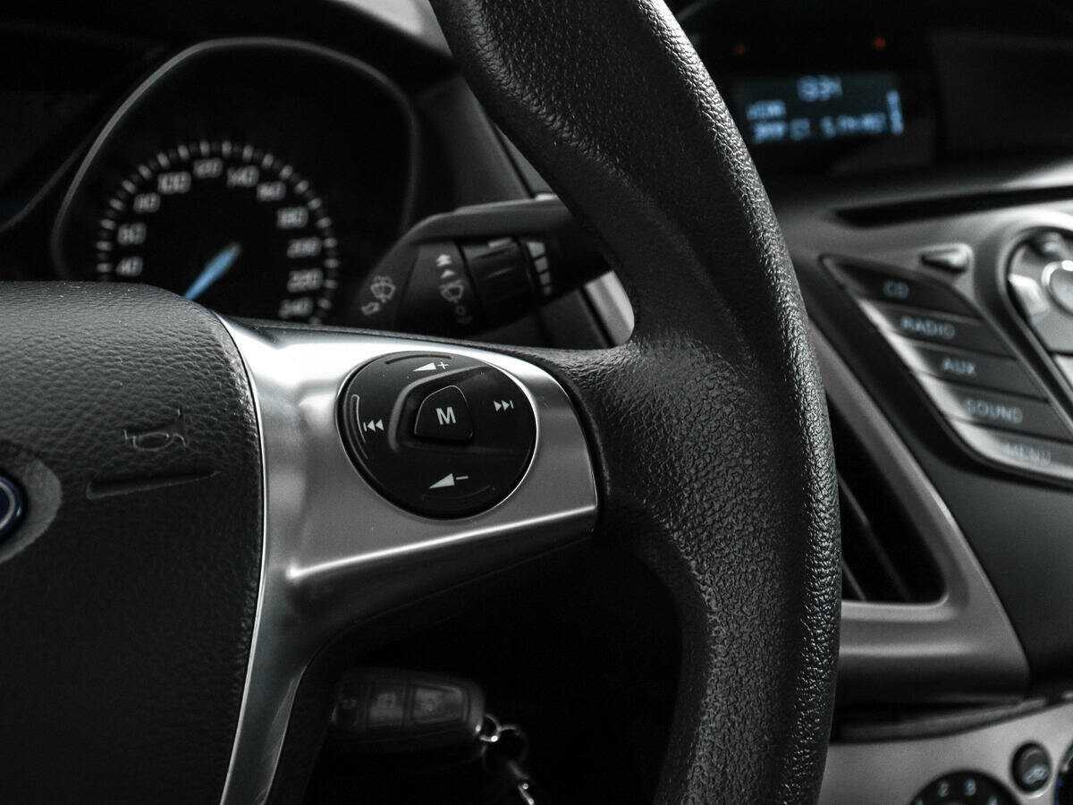 Ford Focus с пробегом — 2013 год. Фото: #15