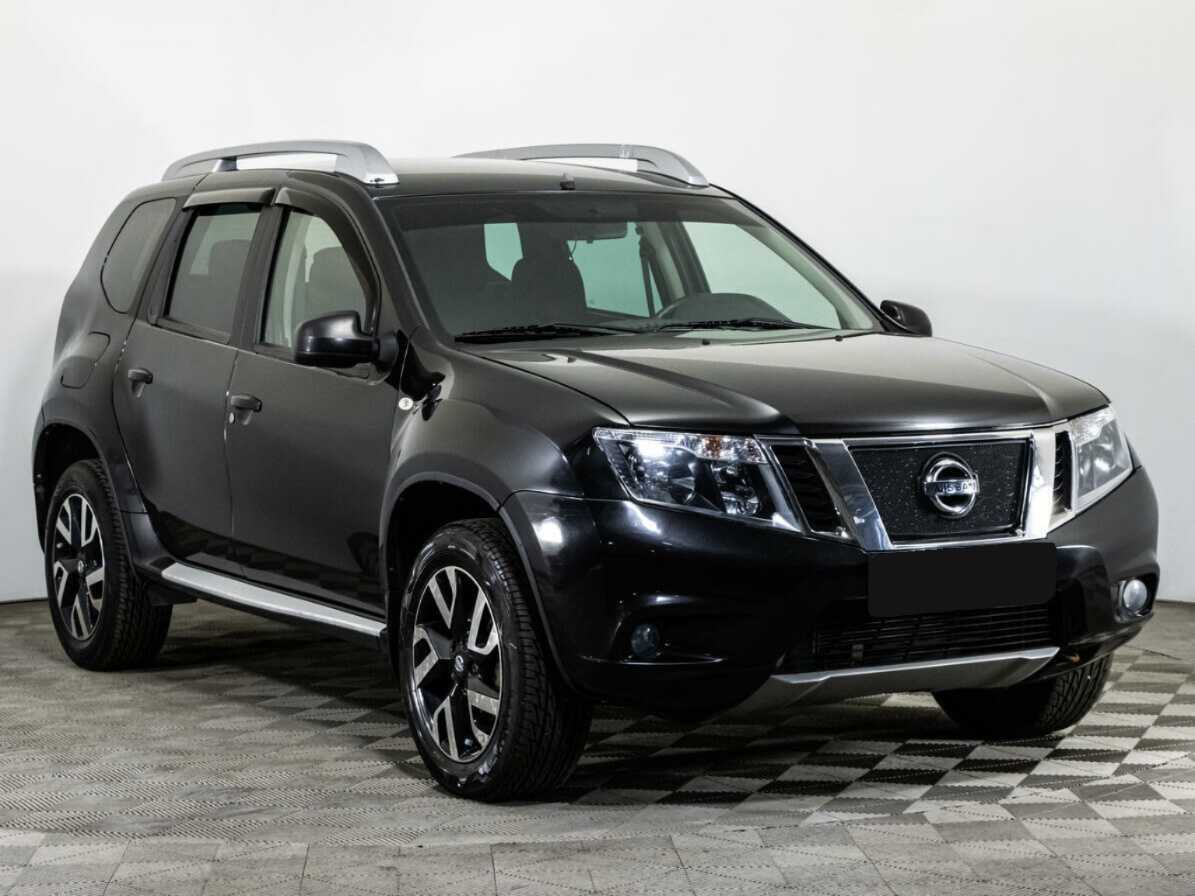 Nissan Terrano с пробегом — 2015 год. Фото: #2