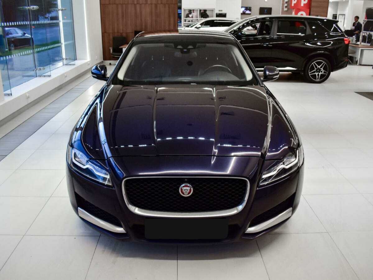 Jaguar XF с пробегом — 2016 год. Фото: #1