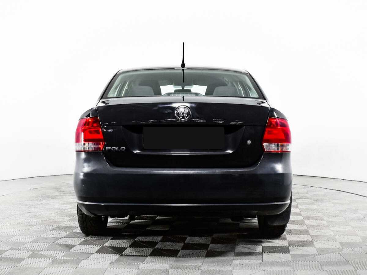 Volkswagen Polo с пробегом — 2013 год. Фото: #5