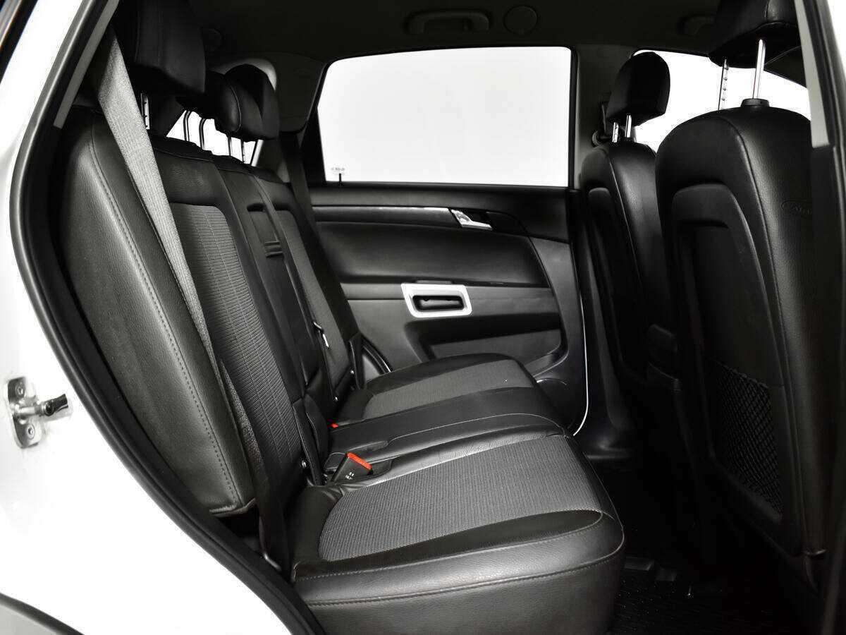 Opel Antara с пробегом — 2014 год. Фото: #7