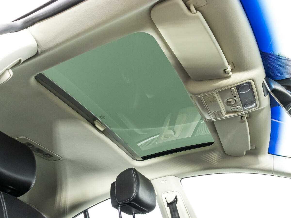 Volkswagen Passat CC с пробегом — 2013 год. Фото: #18