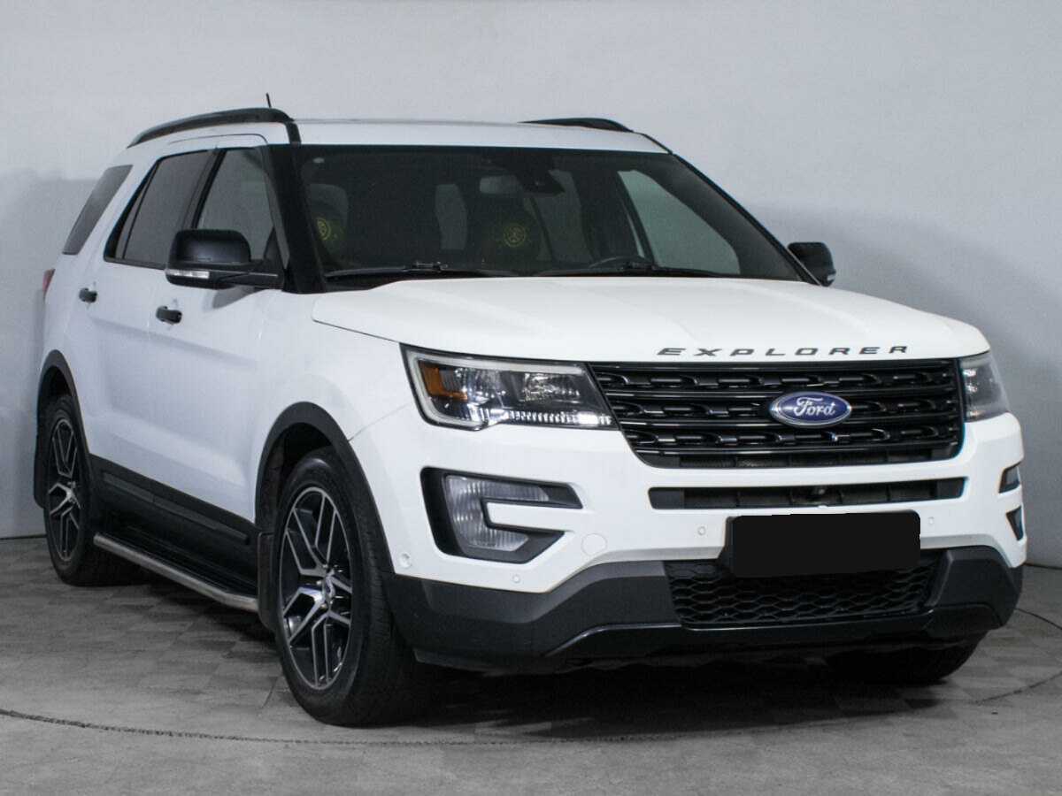 Ford Explorer с пробегом — 2016 год. Фото: #2