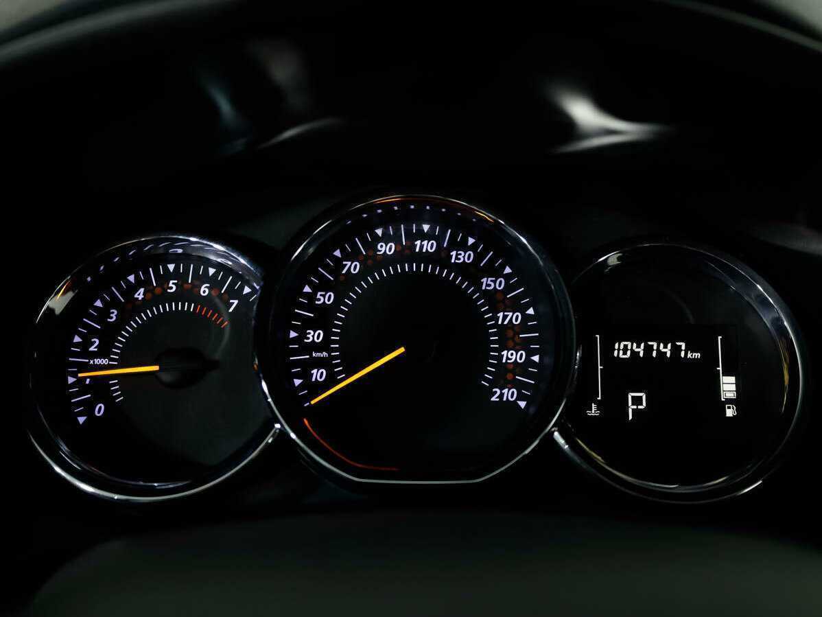 Renault Logan с пробегом — 2020 год. Фото: #9