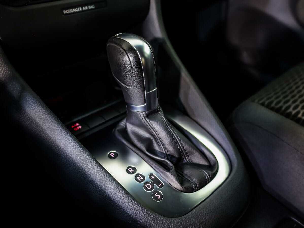 Volkswagen Golf с пробегом — 2012 год. Фото: #14