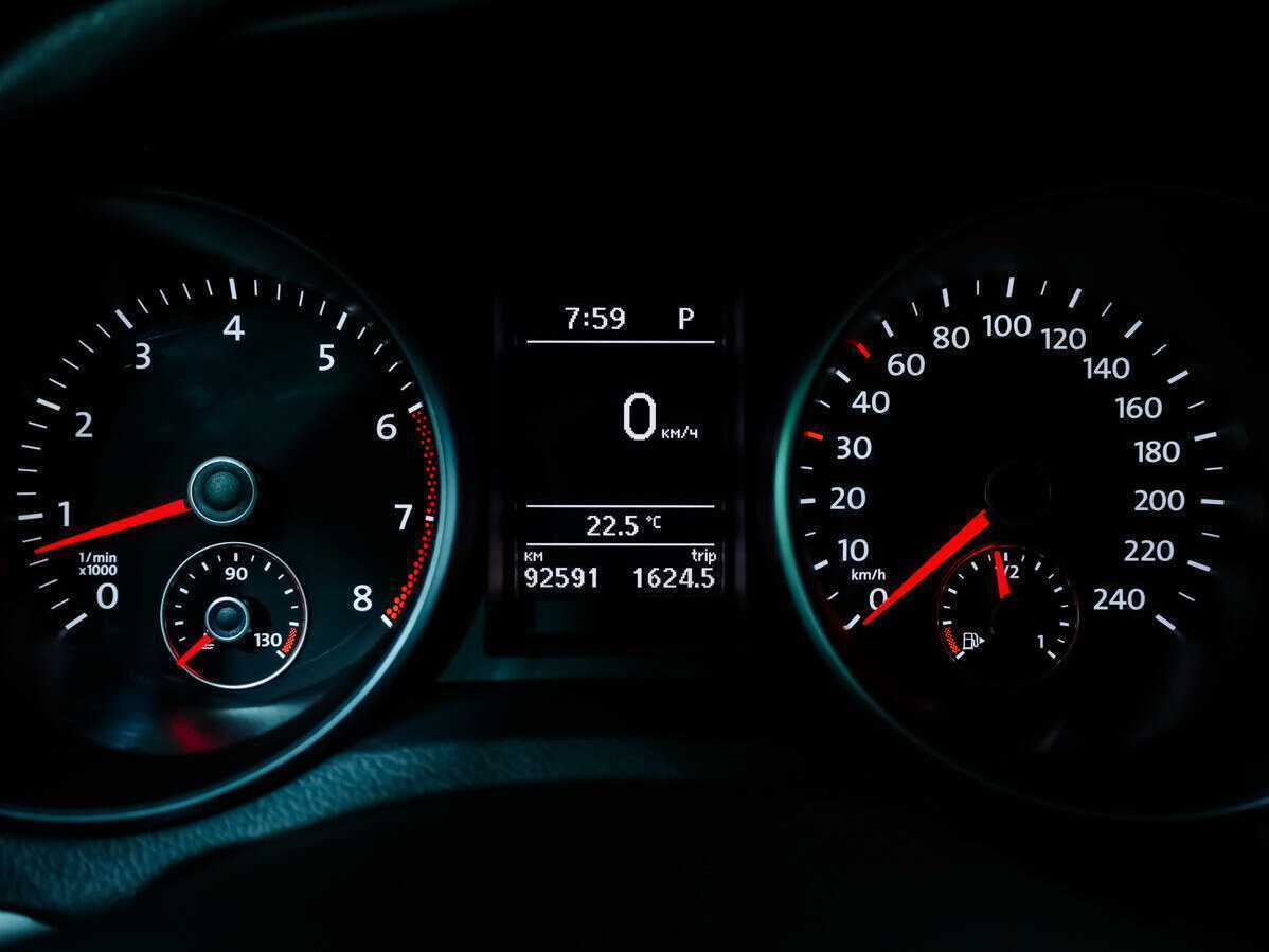 Volkswagen Golf с пробегом — 2012 год. Фото: #17