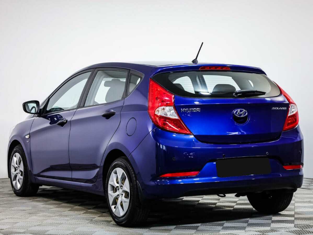 Hyundai Solaris с пробегом — 2015 год. Фото: #5