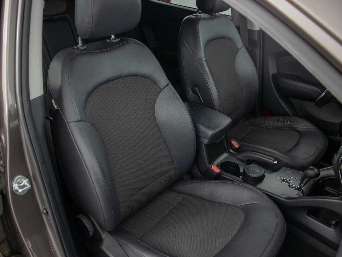 Hyundai ix35 с пробегом — 2014 год. Фото: #9