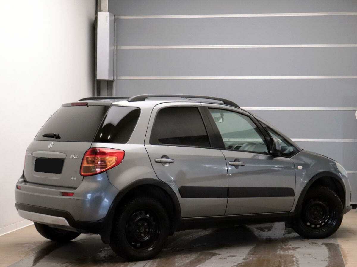 Suzuki SX4 с пробегом — 2012 год. Фото: #3