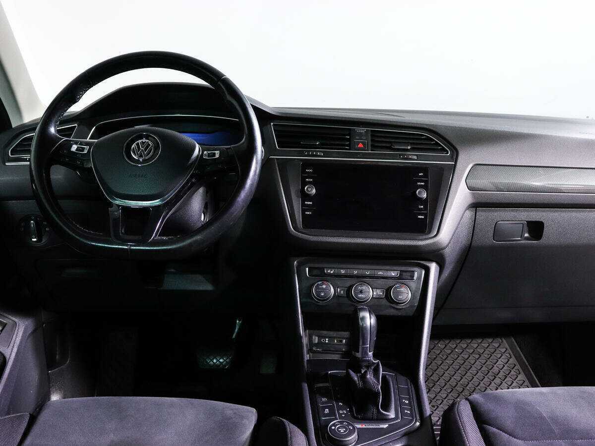 Volkswagen Tiguan с пробегом — 2017 год. Фото: #9