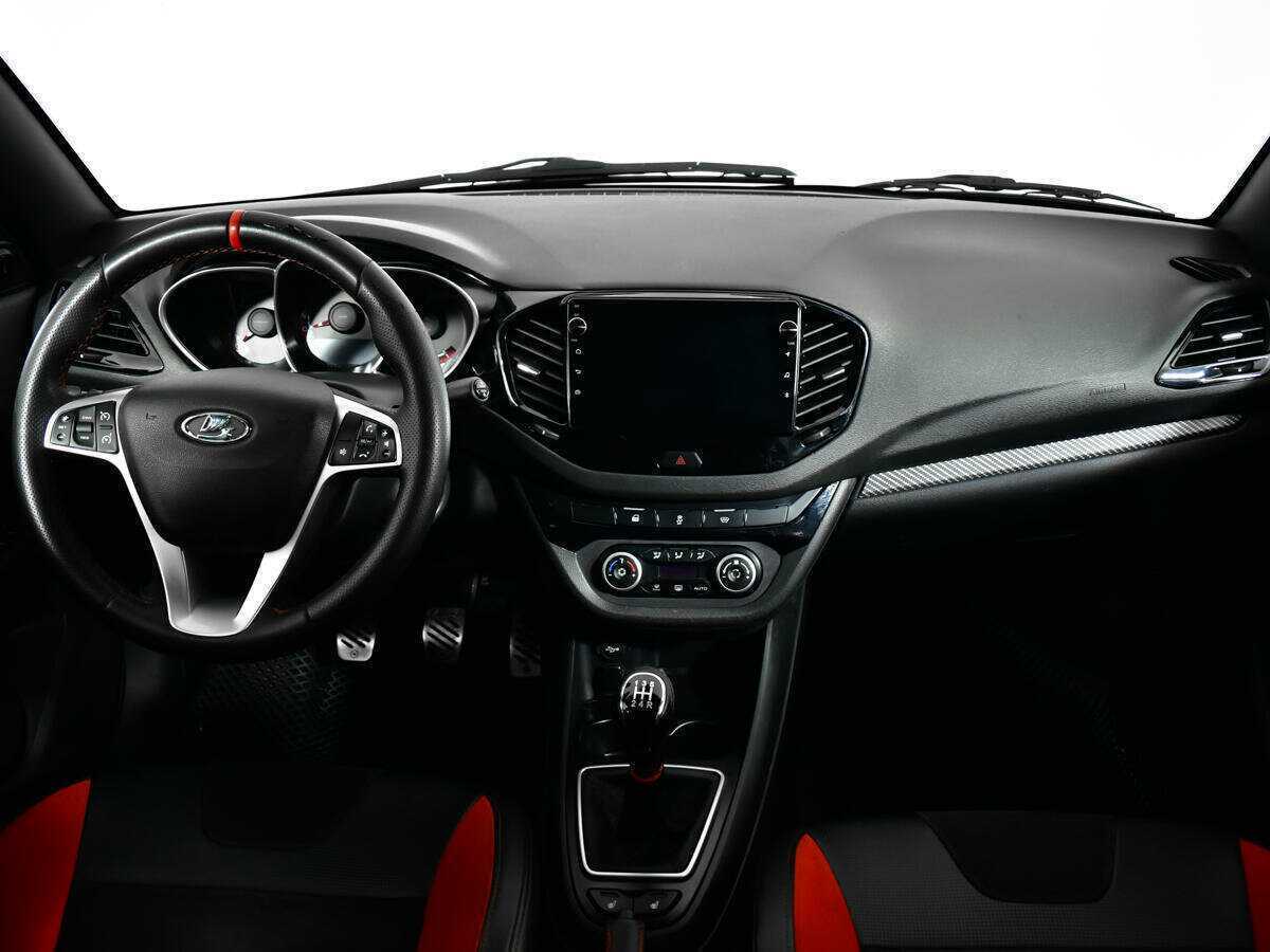 Lada (ВАЗ) Vesta с пробегом — 2019 год. Фото: #9