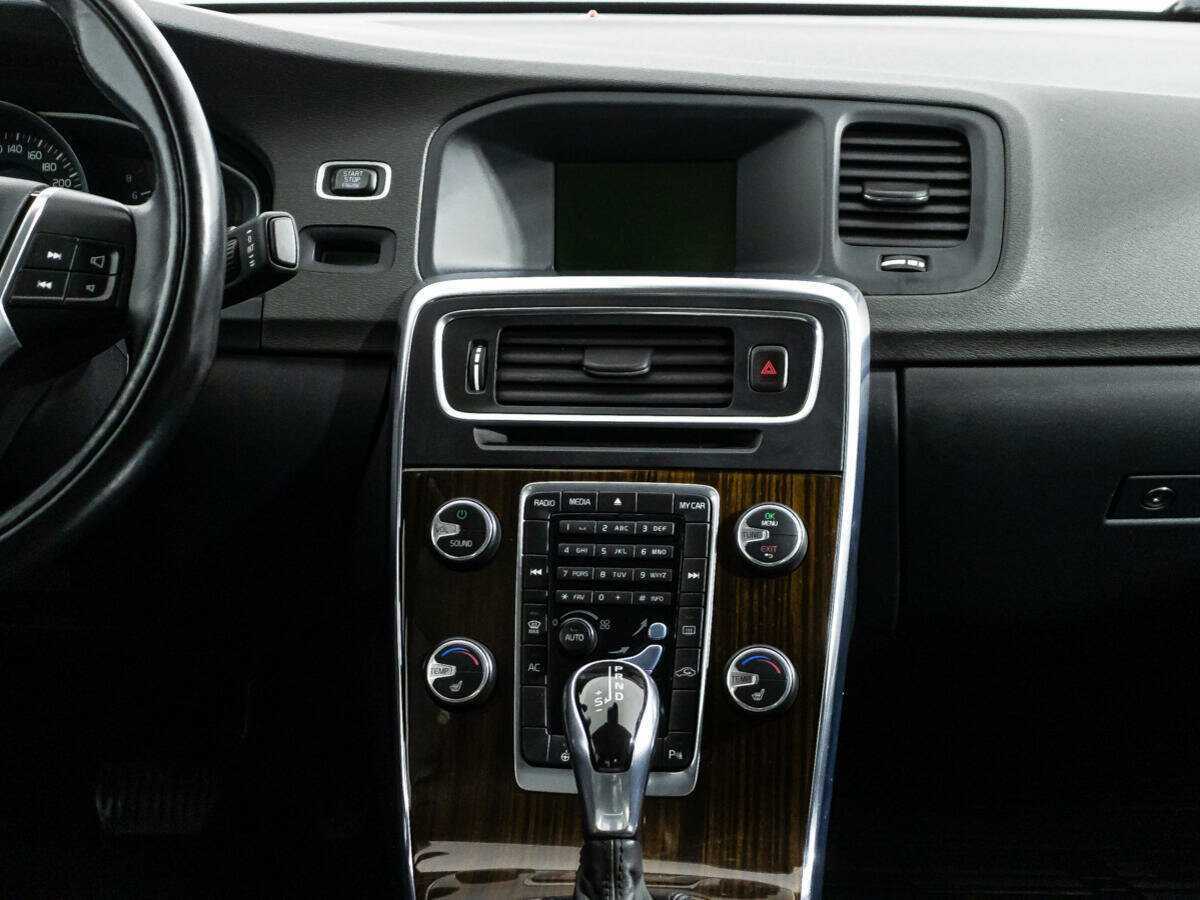 Volvo S60 с пробегом — 2013 год. Фото: #13