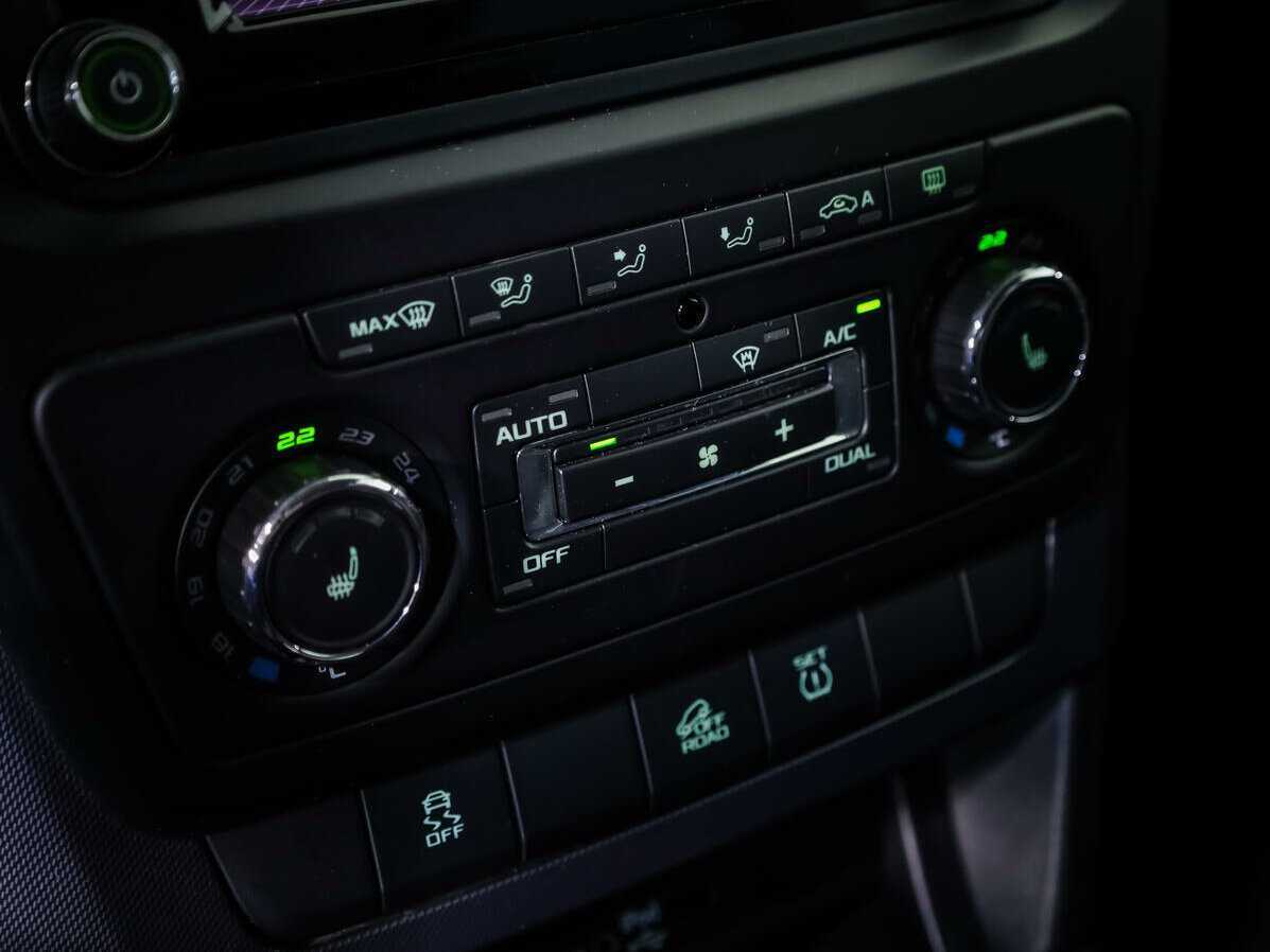 Skoda Yeti с пробегом — 2015 год. Фото: #12