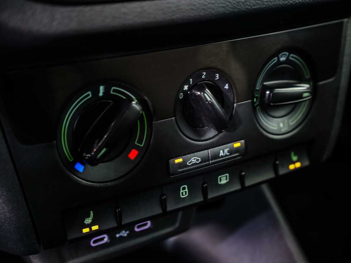 Skoda Rapid с пробегом — 2021 год. Фото: #12