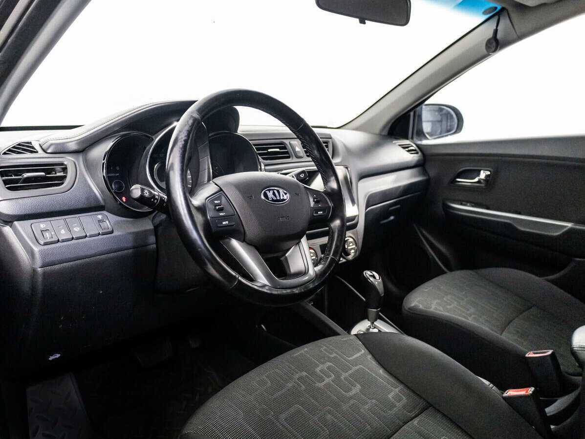 Kia Rio с пробегом — 2014 год. Фото: #9