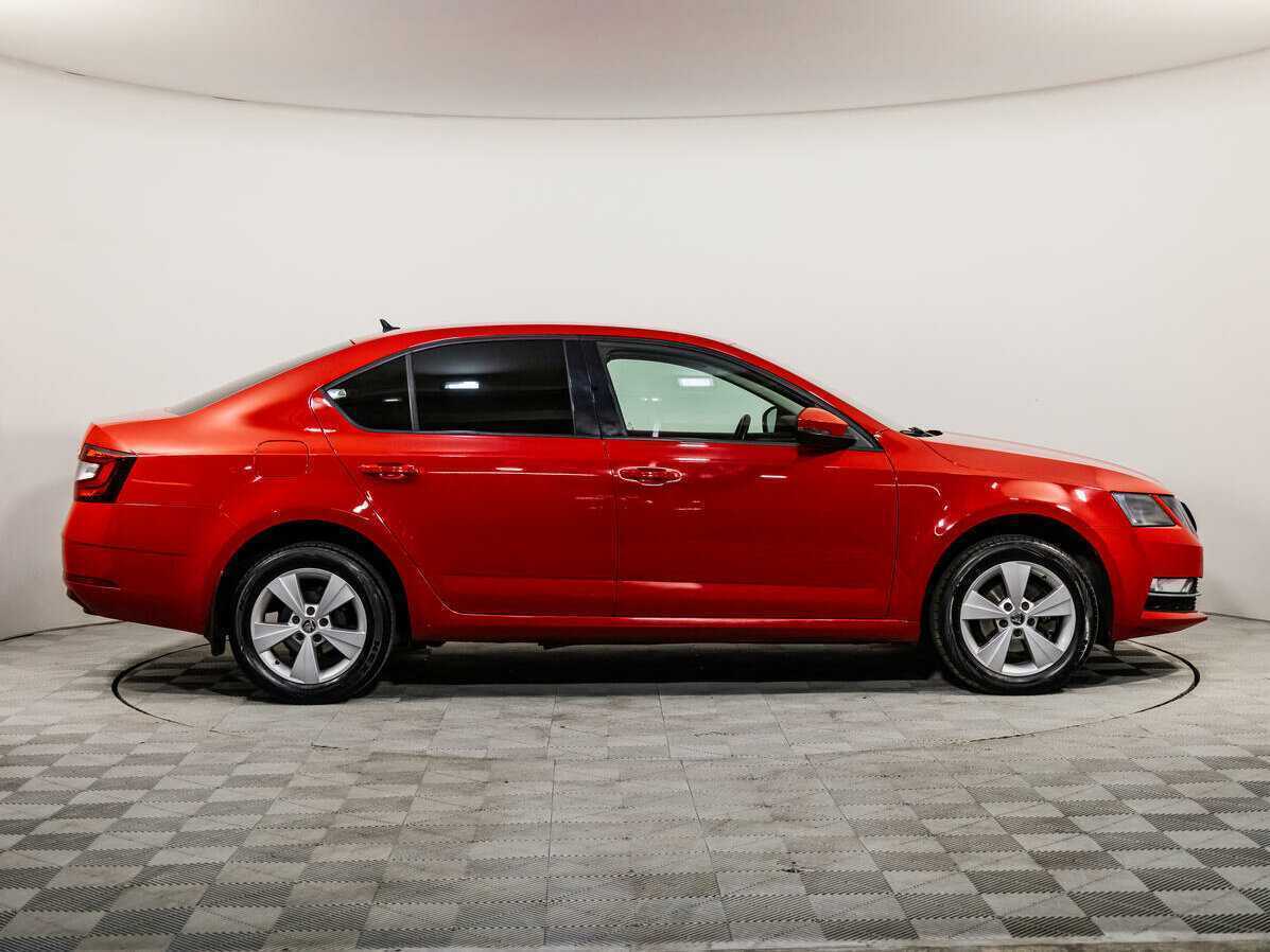 Skoda Octavia с пробегом — 2017 год. Фото: #2