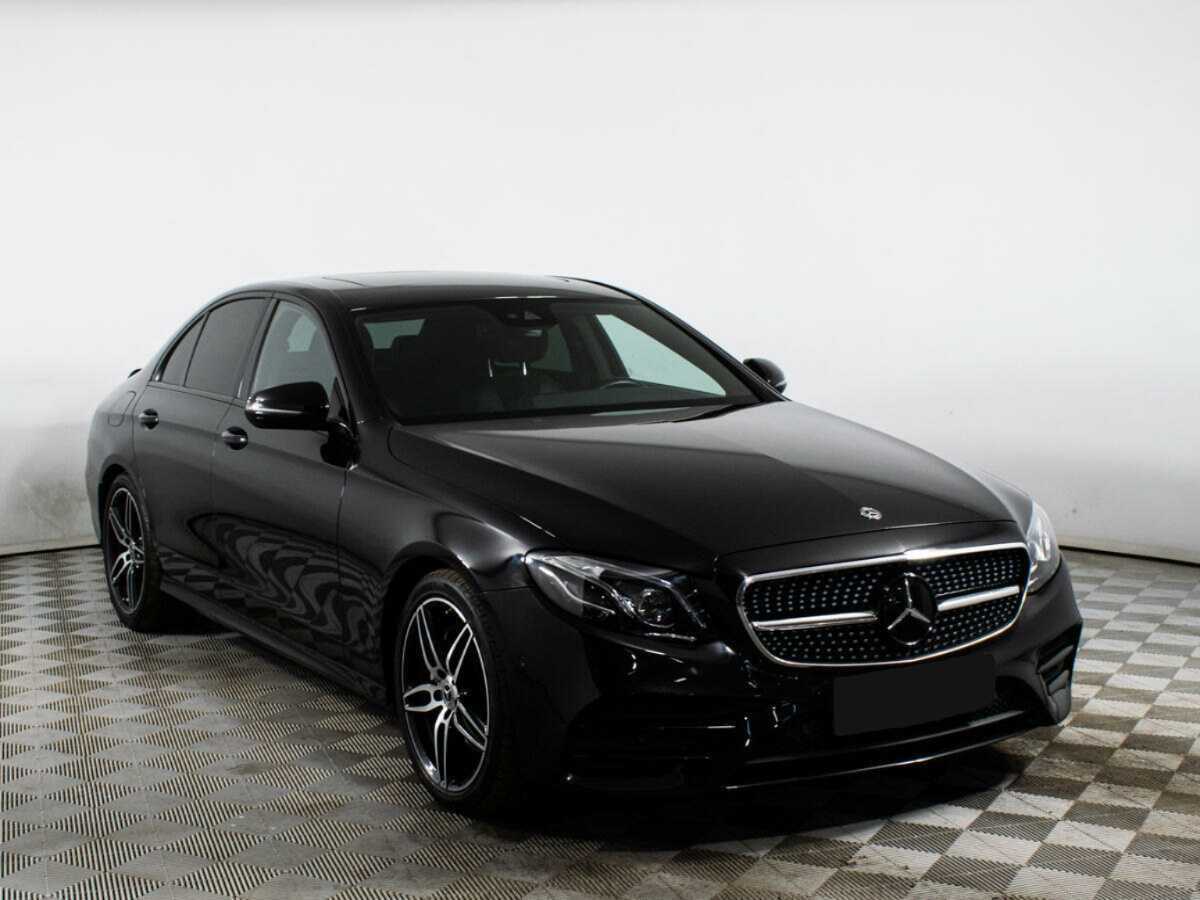 Mercedes-Benz E-Класс с пробегом — 2017 год. Фото: #2