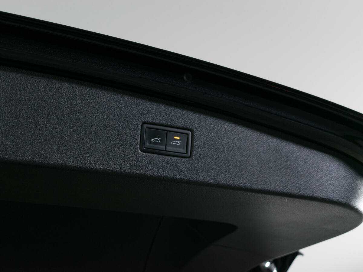 Volkswagen Tiguan с пробегом — 2020 год. Фото: #7