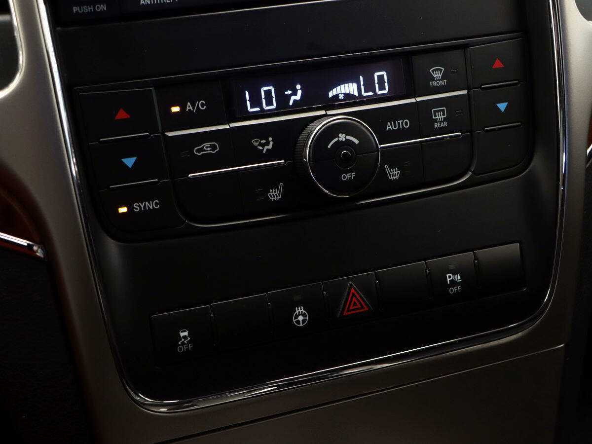 Jeep Grand Cherokee с пробегом — 2012 год. Фото: #15