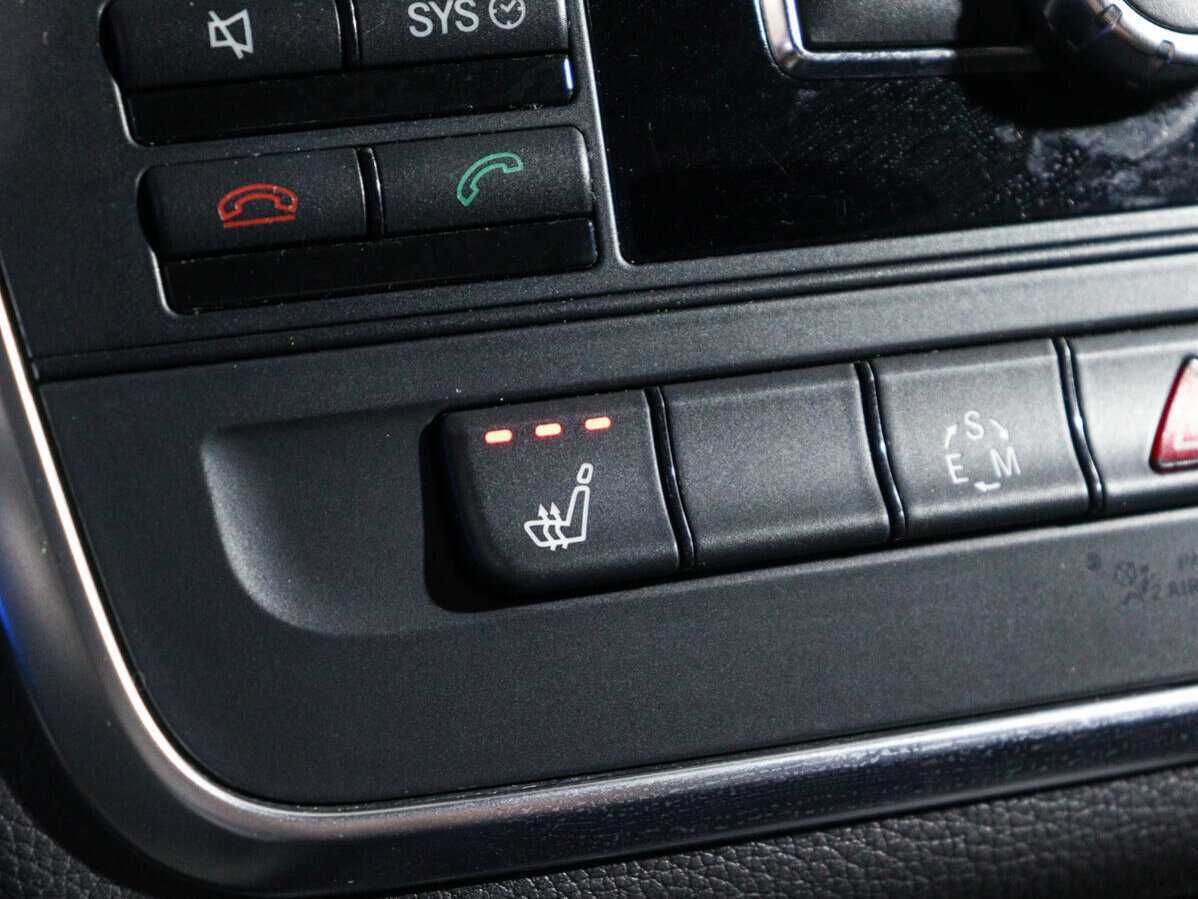 Mercedes-Benz CLA с пробегом — 2013 год. Фото: #14