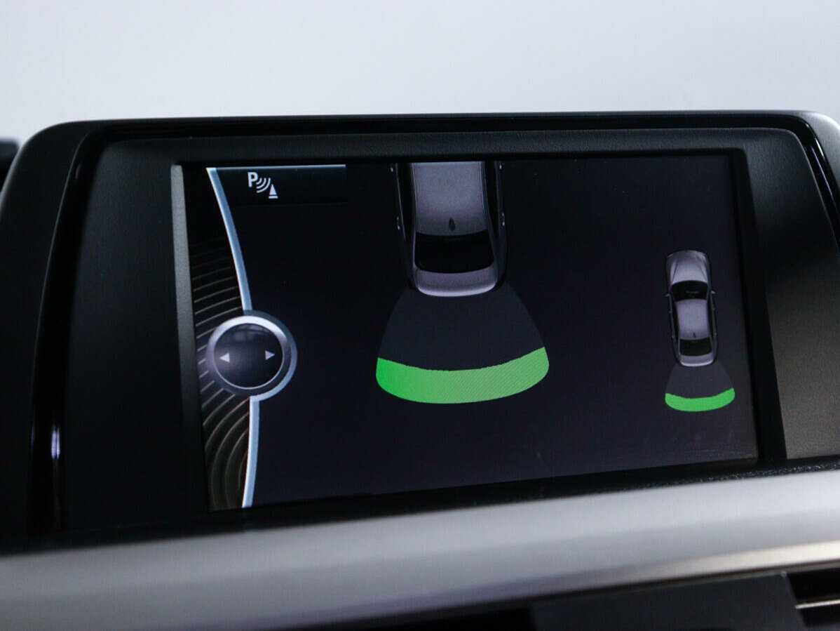 BMW 3 серии с пробегом — 2013 год. Фото: #15