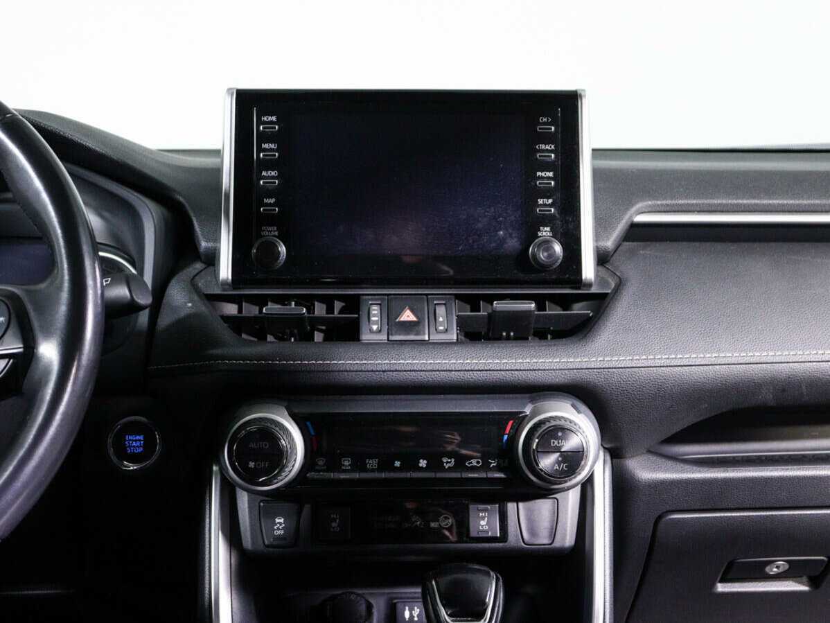 Toyota RAV4 с пробегом — 2020 год. Фото: #12