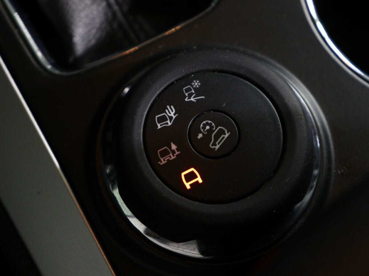 Ford Explorer с пробегом — 2012 год. Фото: #18