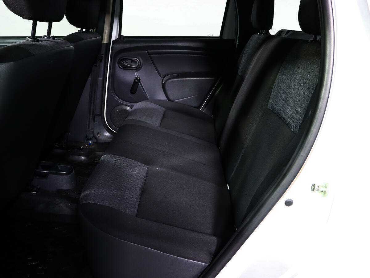 Renault Duster с пробегом — 2013 год. Фото: #8