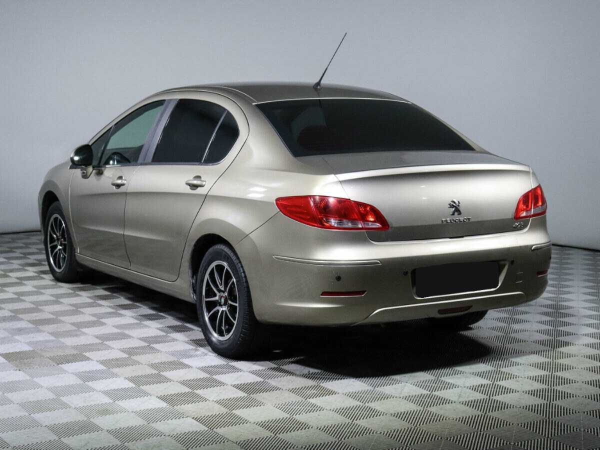Peugeot 408 с пробегом — 2012 год. Фото: #5