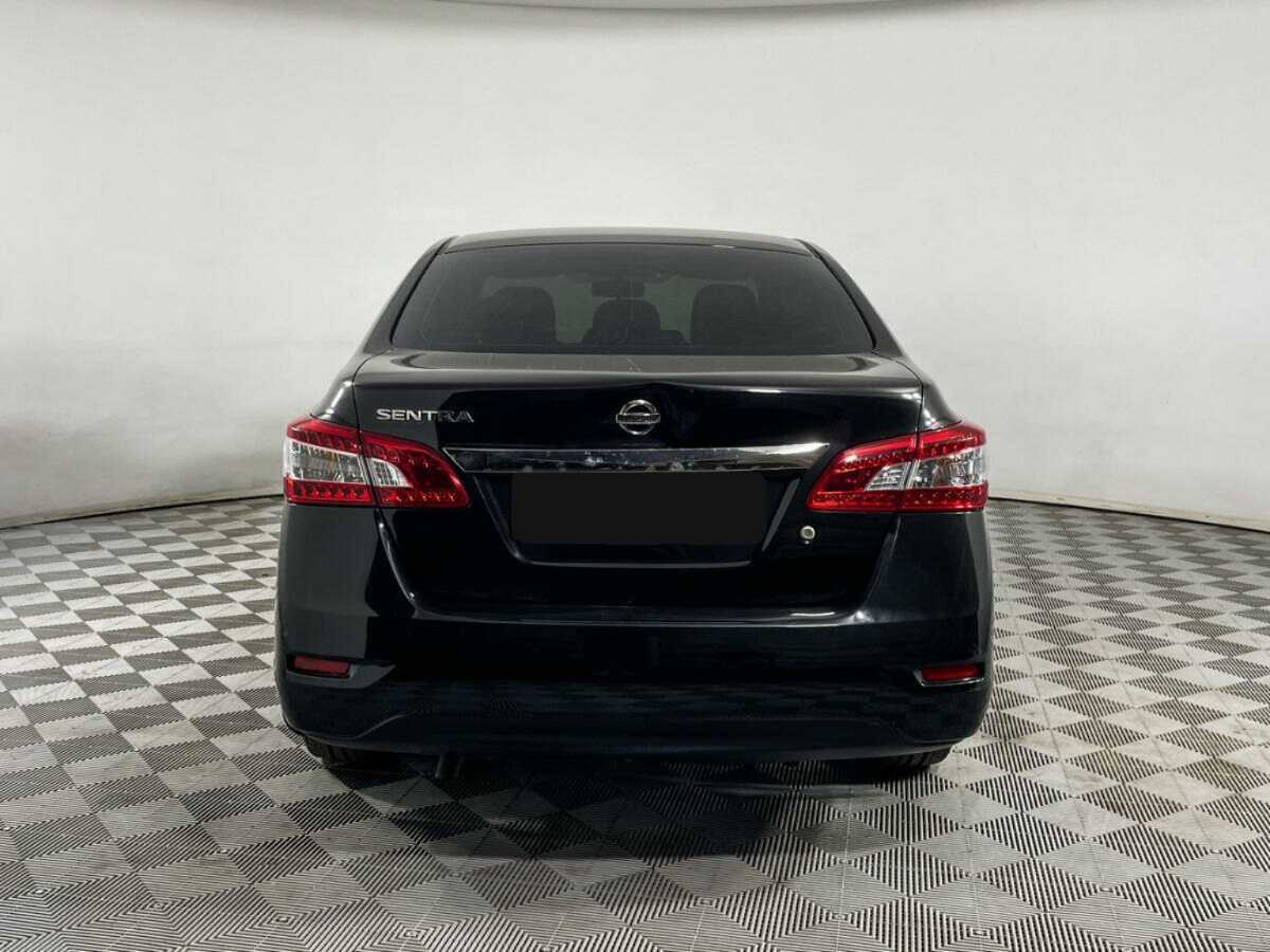 Nissan Sentra с пробегом — 2014 год. Фото: #4