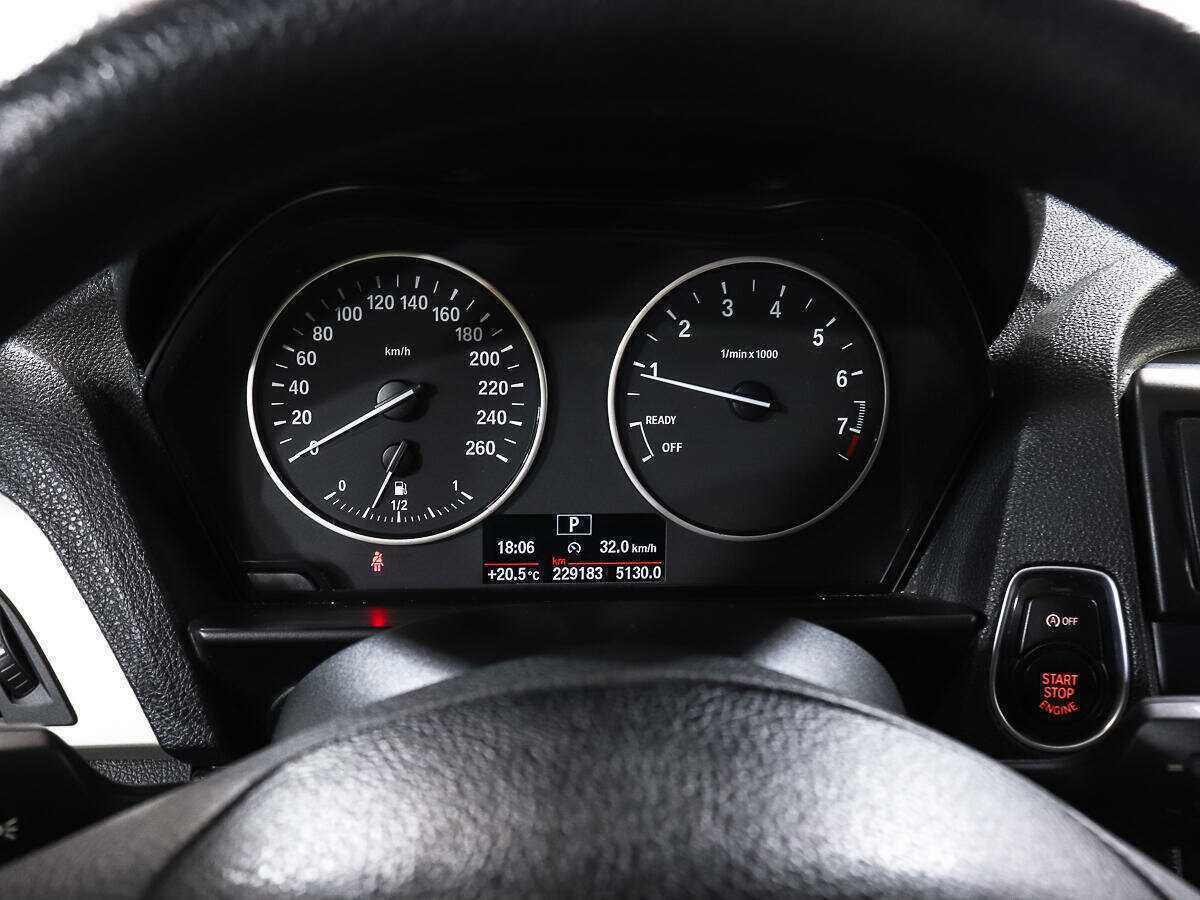 BMW 1 серии с пробегом — 2012 год. Фото: #8