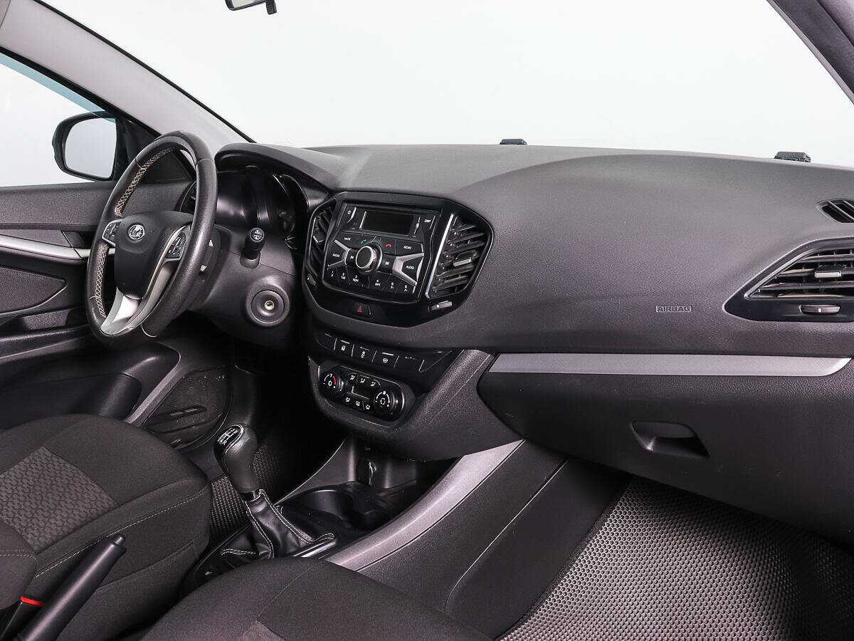 Lada (ВАЗ) Vesta с пробегом — 2020 год. Фото: #7