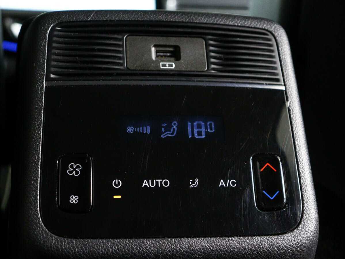 EXEED VX с пробегом — 2022 год. Фото: #27