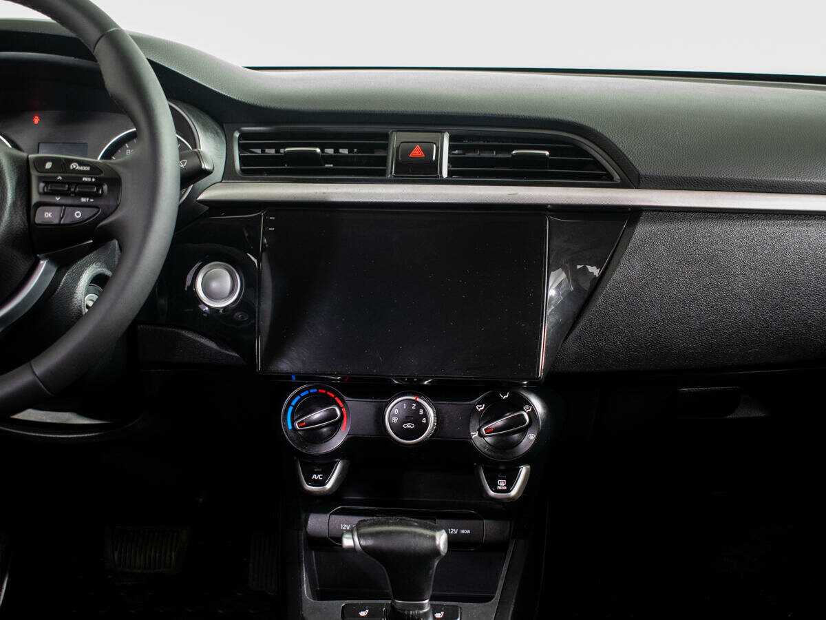 Kia Rio с пробегом — 2017 год. Фото: #8