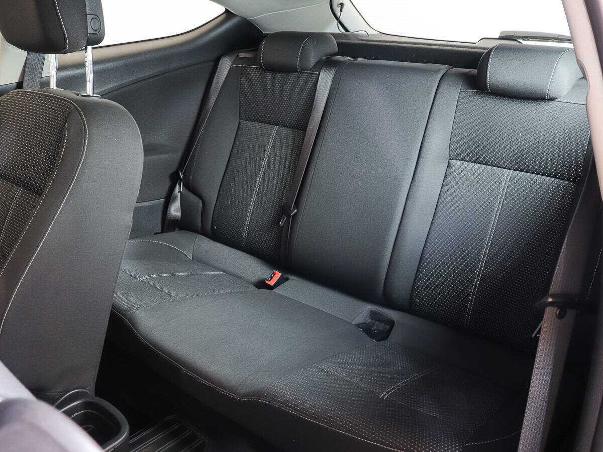 Opel Astra с пробегом — 2012 год. Фото: #8