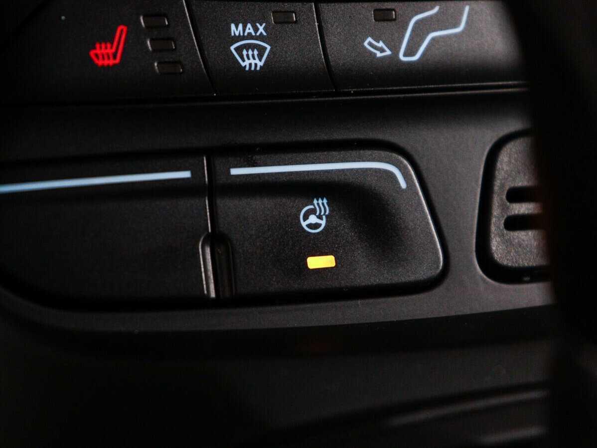 Ford Kuga с пробегом — 2017 год. Фото: #18