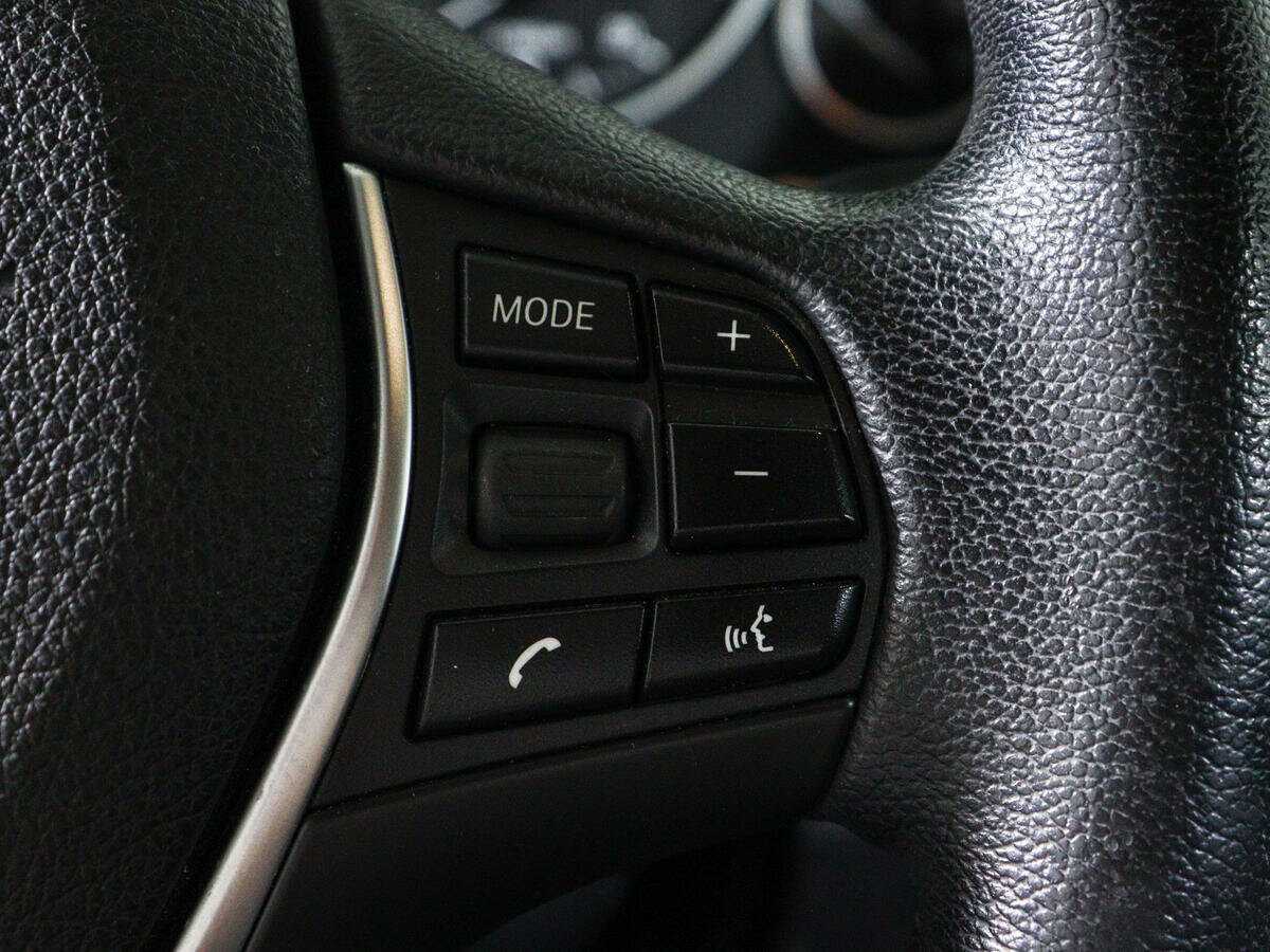 BMW 3 серии с пробегом — 2017 год. Фото: #13