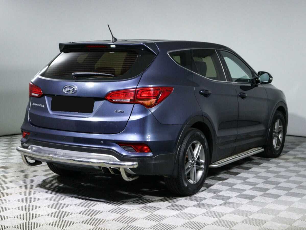 Hyundai Santa Fe с пробегом — 2015 год. Фото: #4
