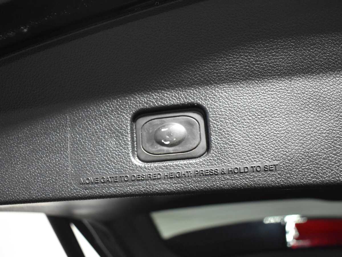 Ford Explorer с пробегом — 2018 год. Фото: #8