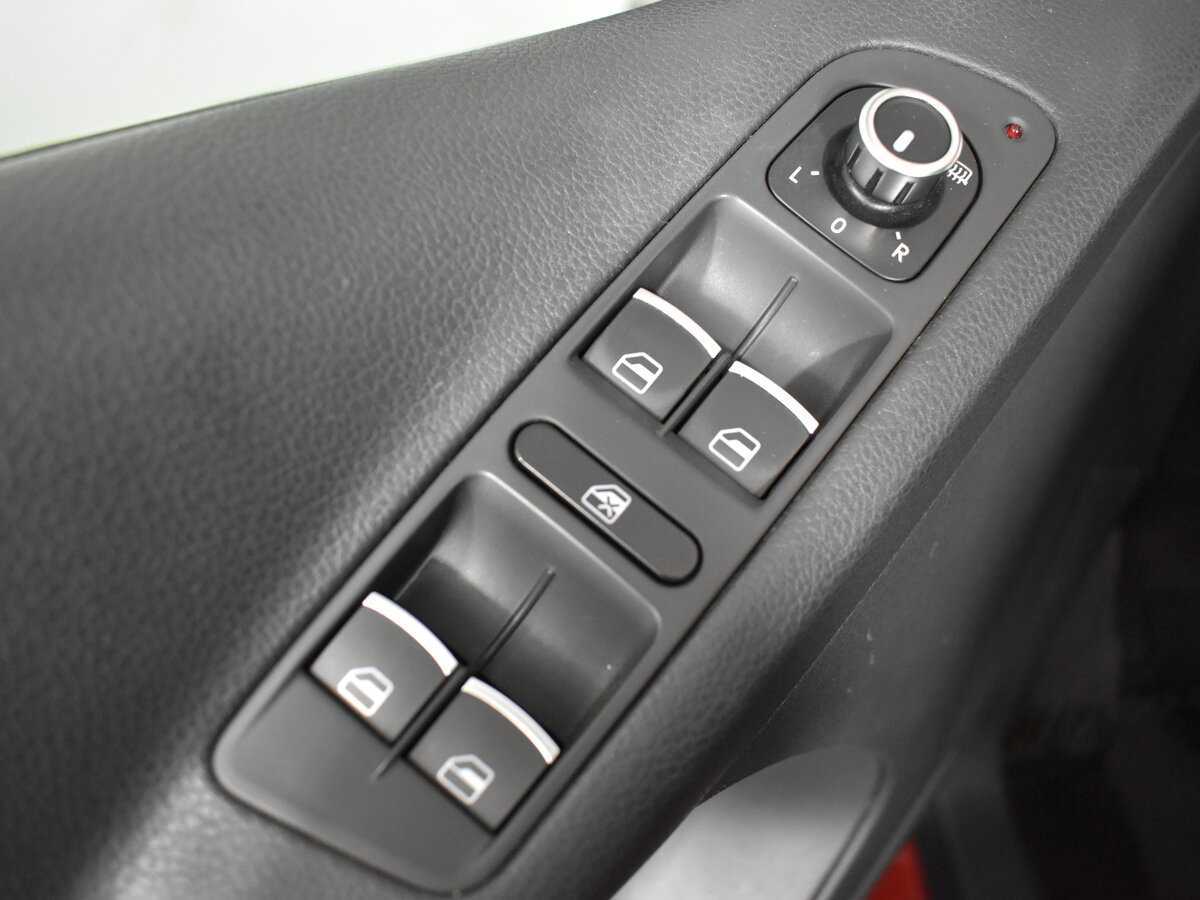 Volkswagen Tiguan с пробегом — 2012 год. Фото: #5