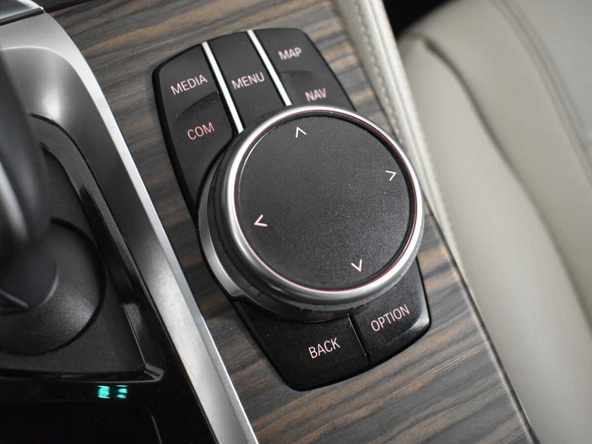 BMW 5 серии с пробегом — 2019 год. Фото: #19