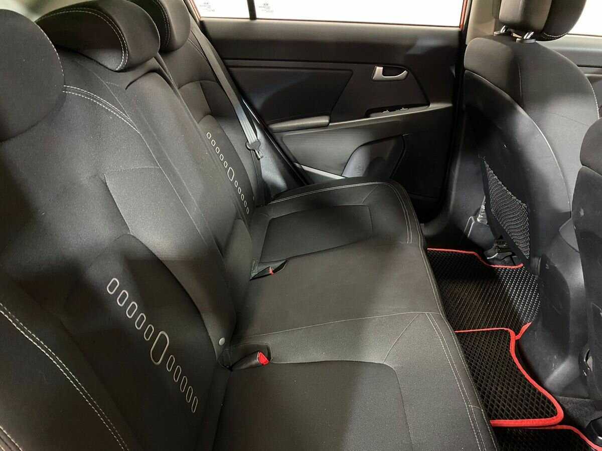 Kia Sportage с пробегом — 2012 год. Фото: #10